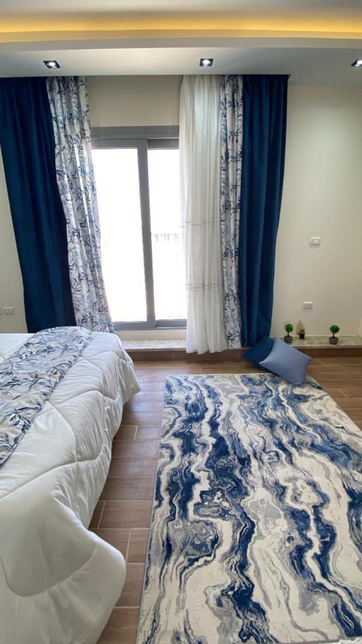 H Flat With Roof- One Kattamya Apartment