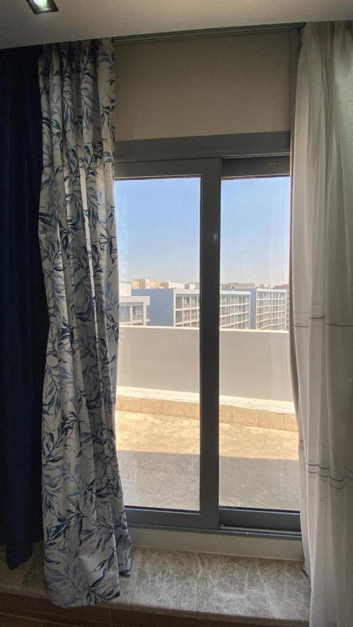 Apartment H Flat With Roof- One Kattamya *